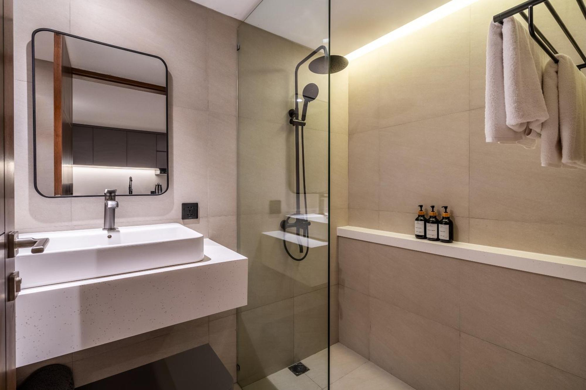The R Apartments Pererenan Canggu Eksteriør bilde